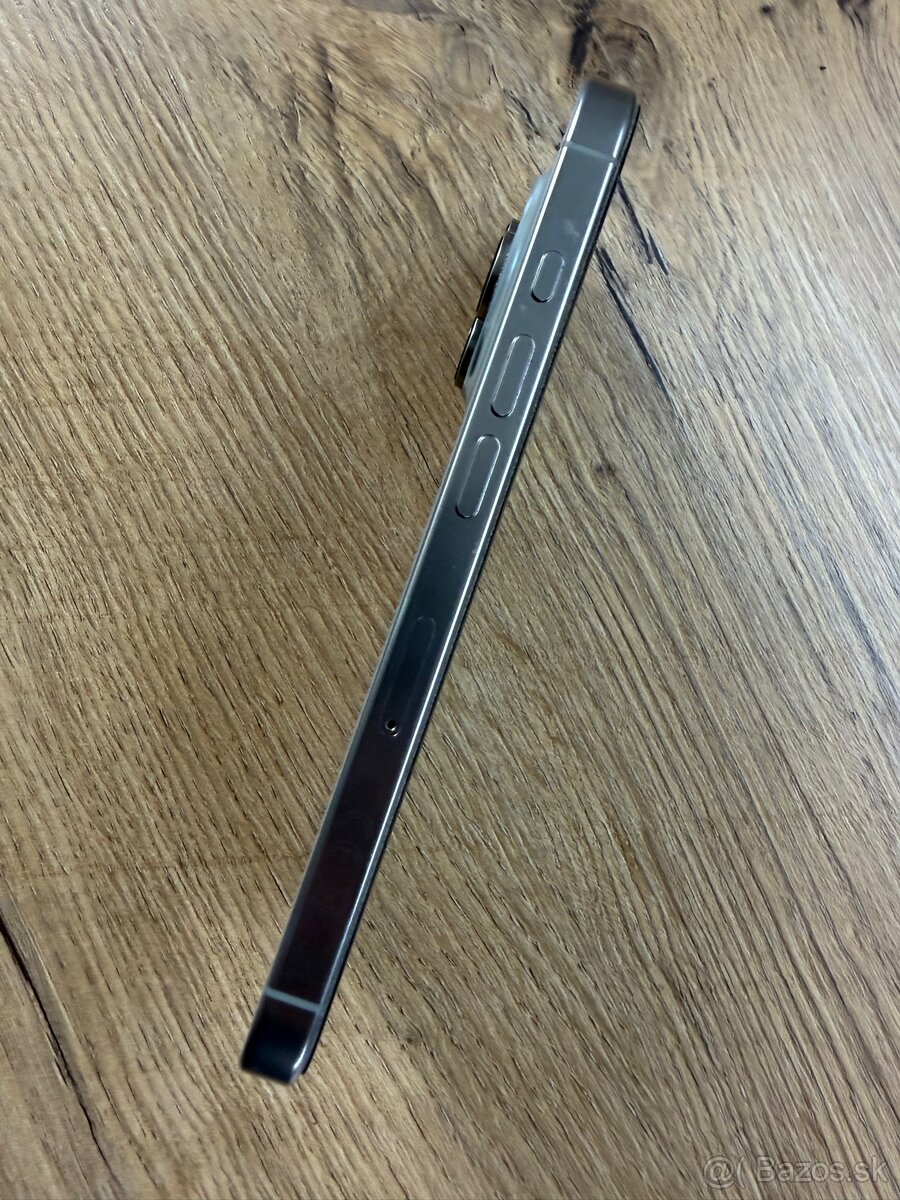 Apple Iphone 16 Pro - 3