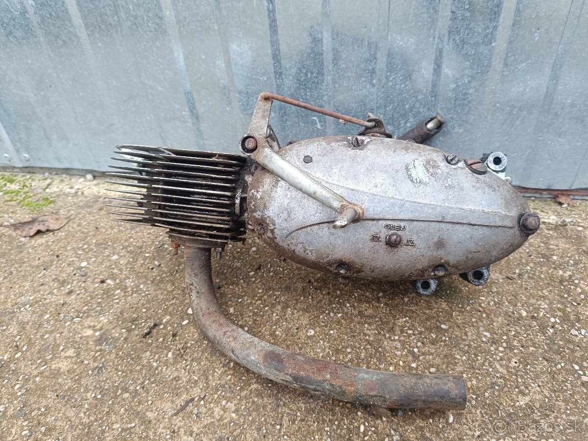 Motor Jawa pionier 05 + orig. Štítok DE - 3