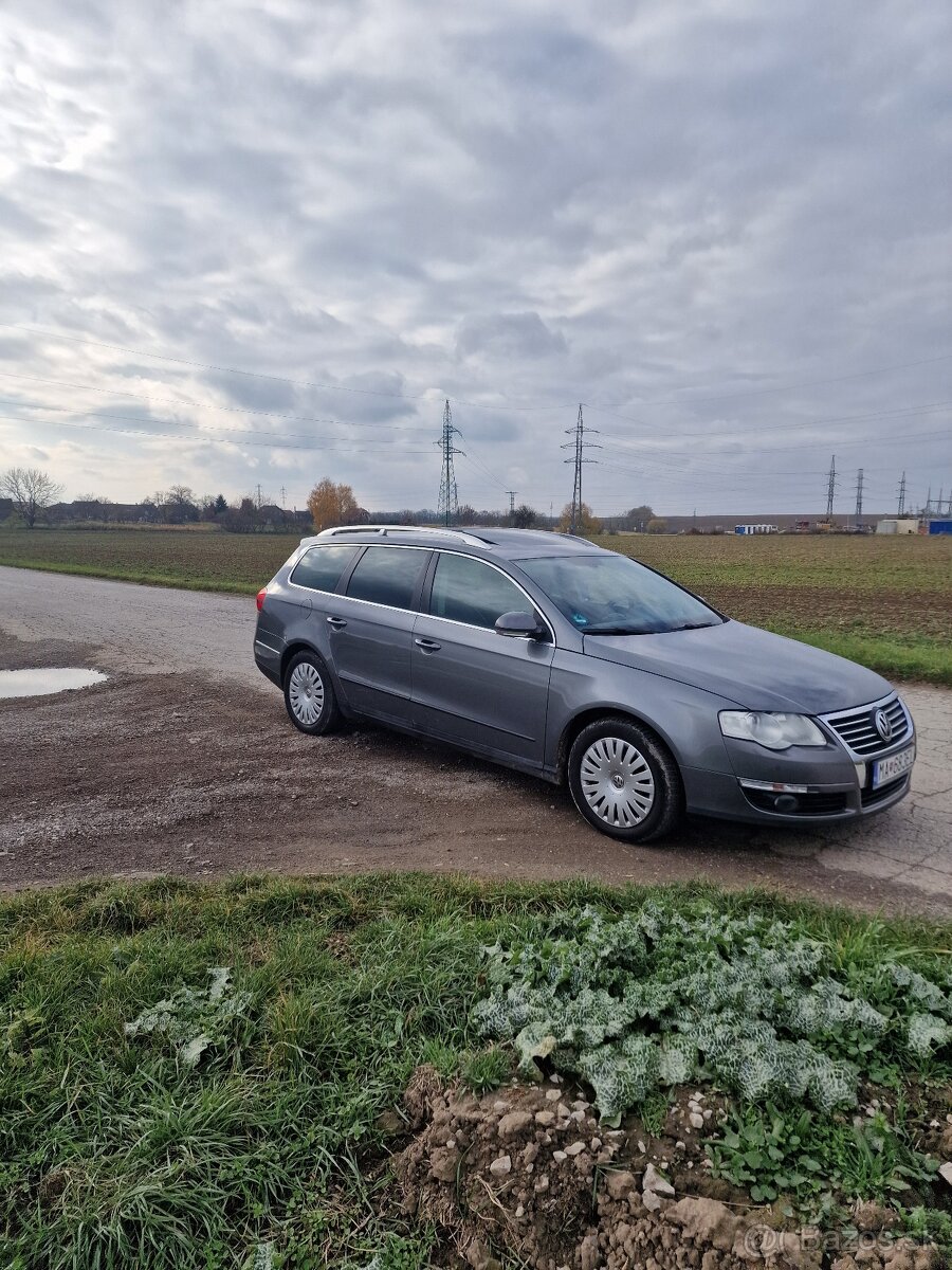 Volkswagen Passat B 6 combi 2.0 FSI automat - 3