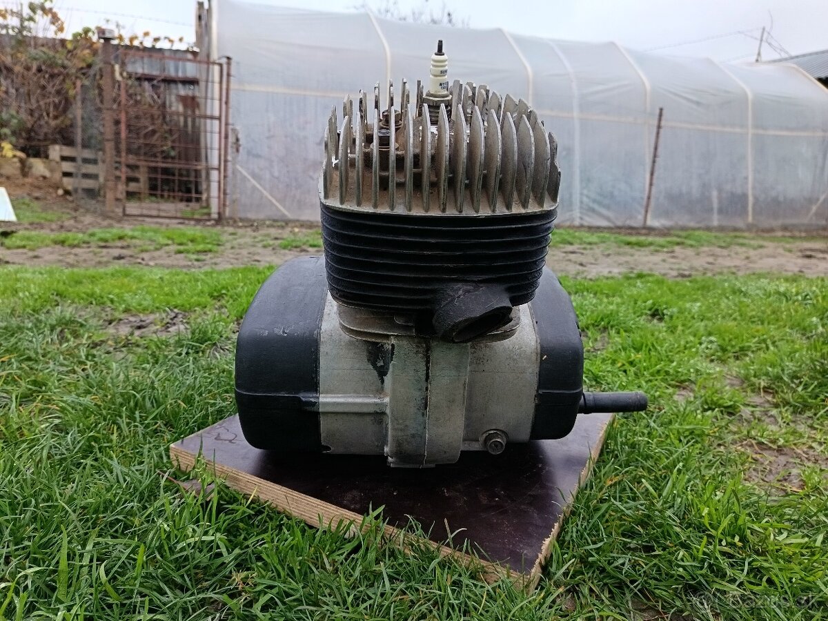 Motor do ČZ 175 - 3