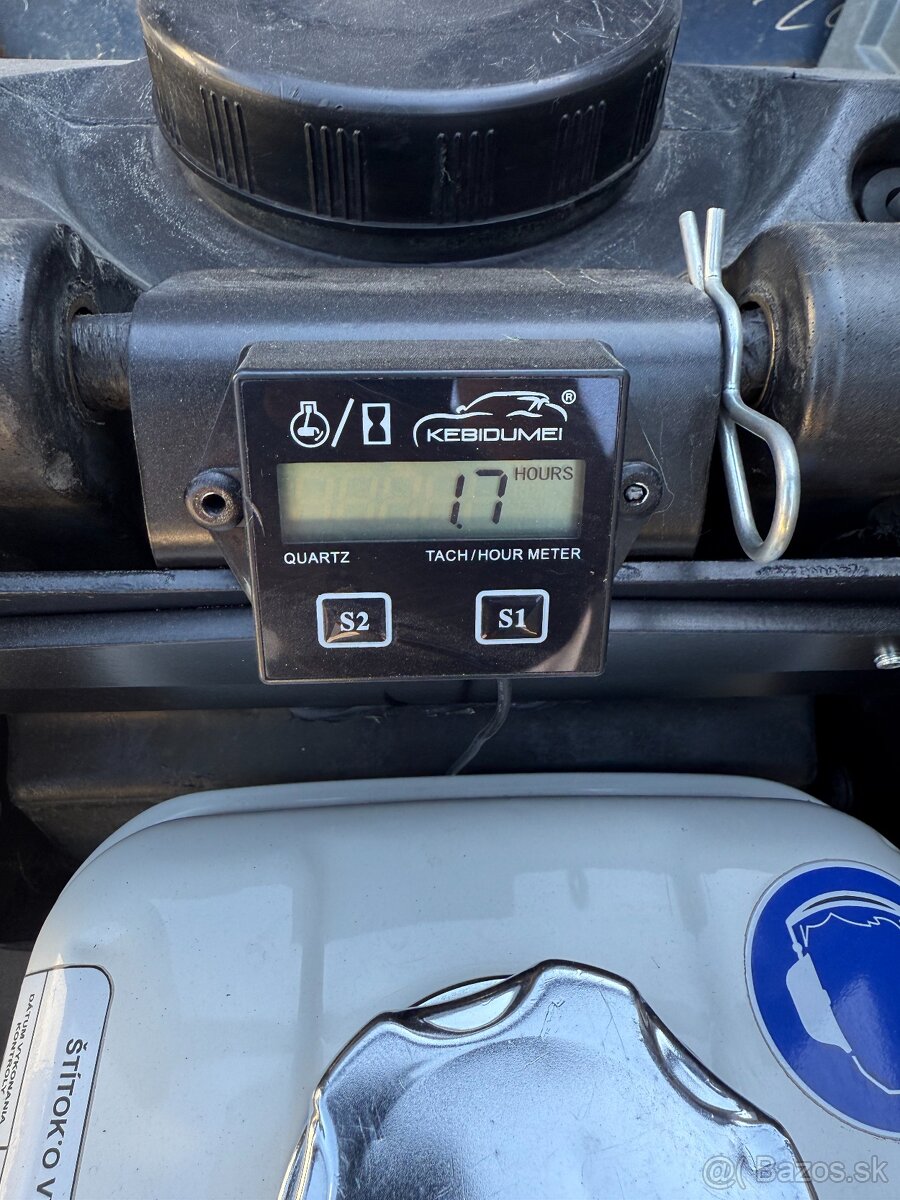 Vibračná doska Bomag BP 10/35 65kg - 3