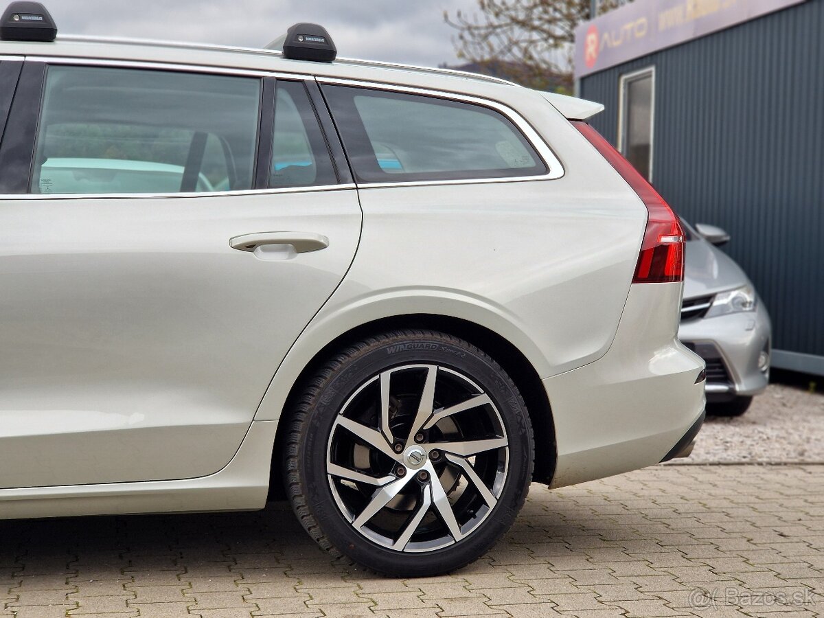 Volvo V60 D4 Momentum AWD A/T - 3