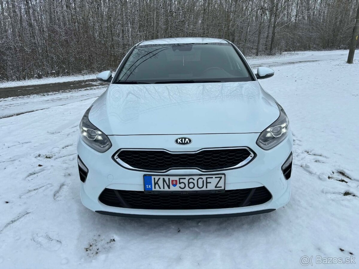 Kia Ceed 1.6 CRDi mHEV Gold - 3