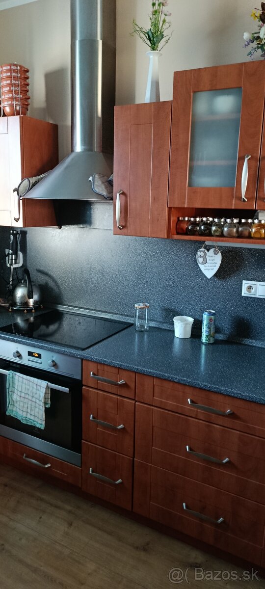 Veľka kuchynská linka - 3