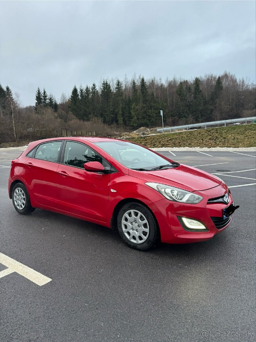 Hyundai i30 Hatchback 1.6 MPI Benzín, 88kW - 3
