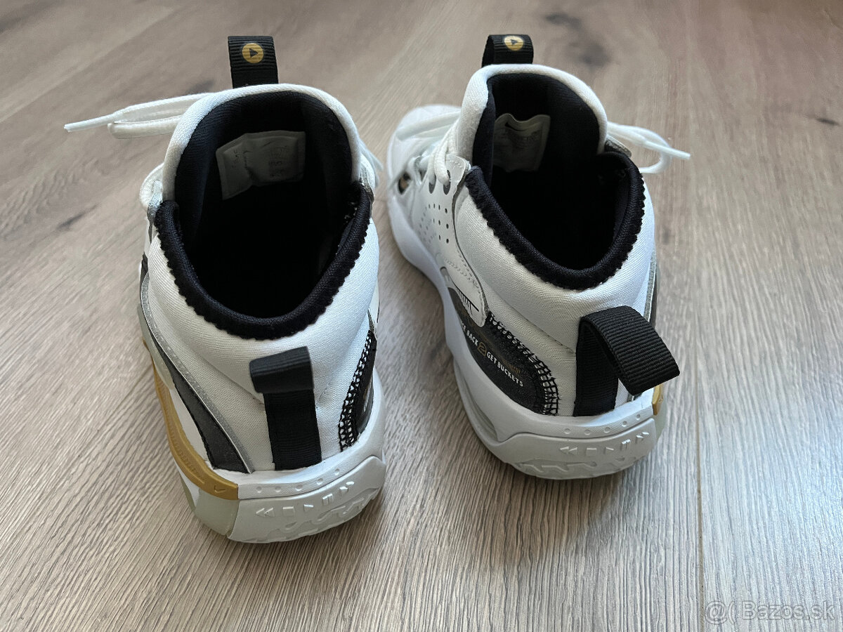 Predám basketbalové detské tenisky NIKE AIR ZOOM CROSSOVER 2 - 3