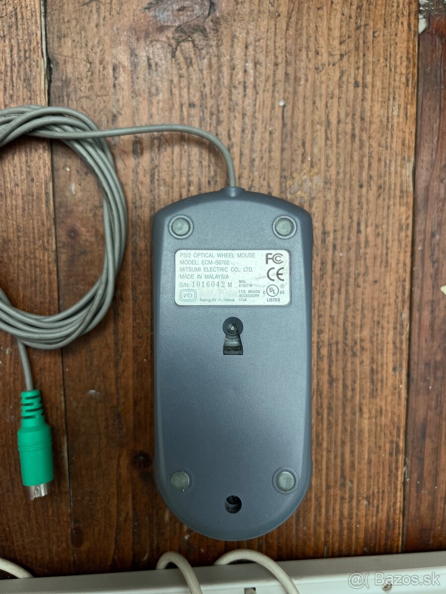 Retro počítač myš a klávesnica - 3