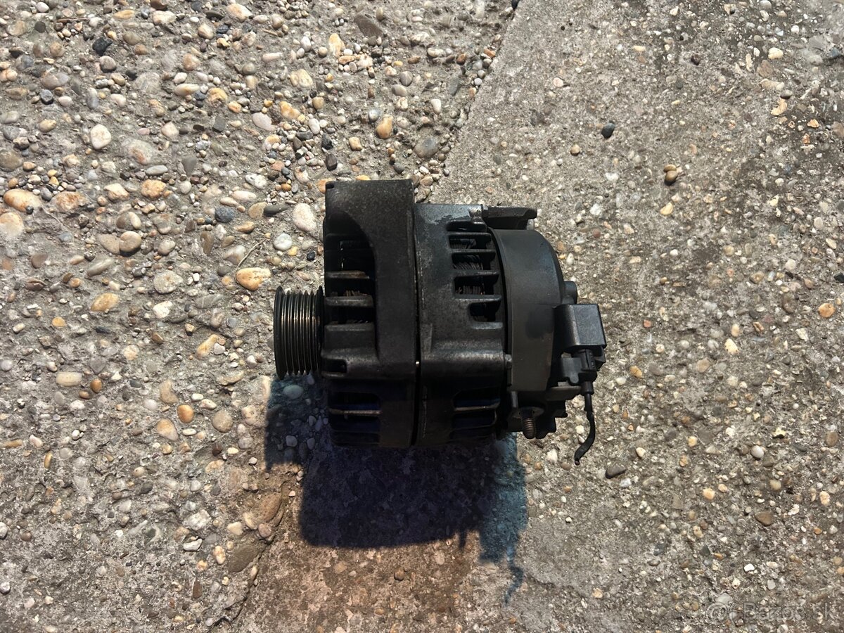 Alternátor BMW f10 - 3