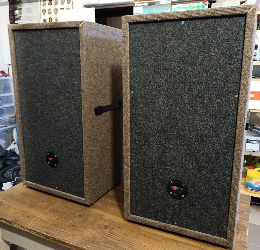 Predám 3-pásmové reproduktory - 3