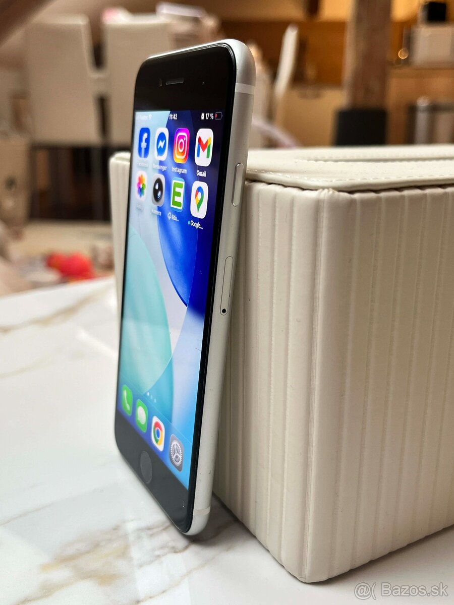 iPhone SE (2020) biely 64GB - 3