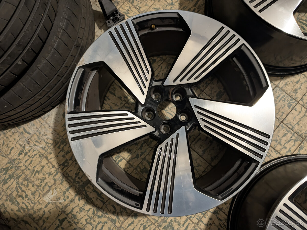 Audi Q8 e-tron - originál 21" alu disky - 3