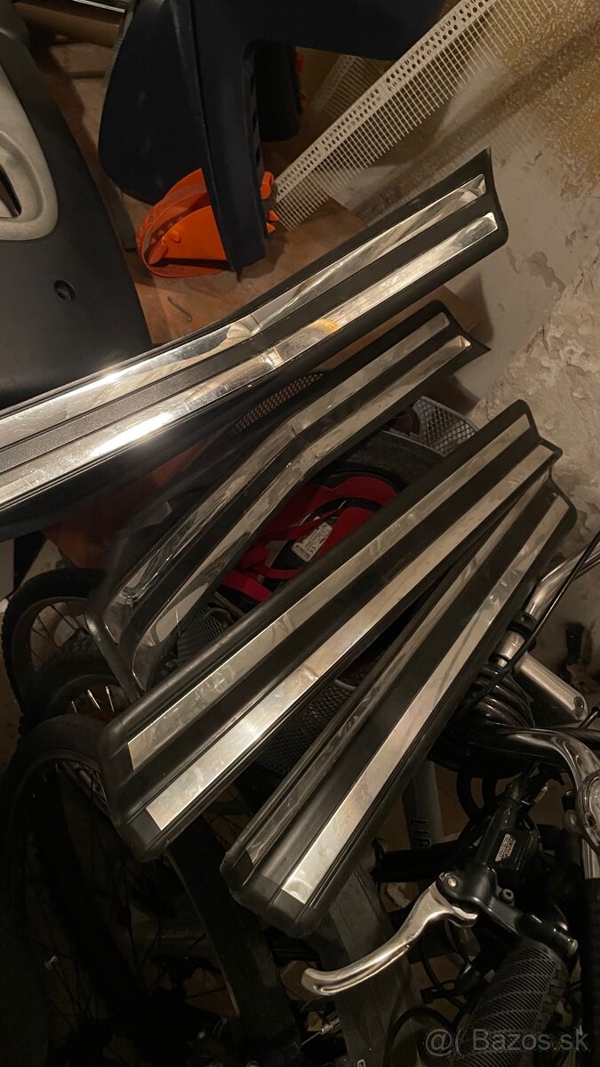 Plastové Kryty BMW - 3