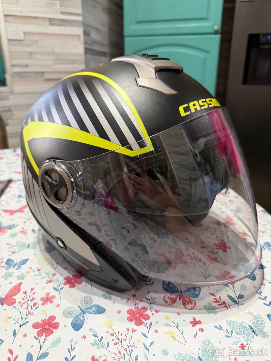 Motocyklovú prilbu - 3