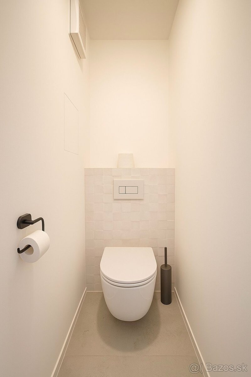 Prenajaty 1 izb. byt s balkonom ako investicia, Terasa - 3