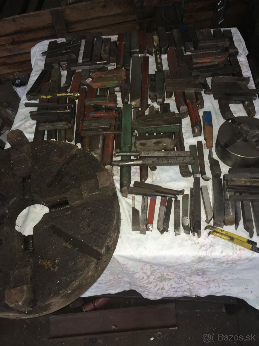 nože a hlavy na velký kovový sústruh - 3