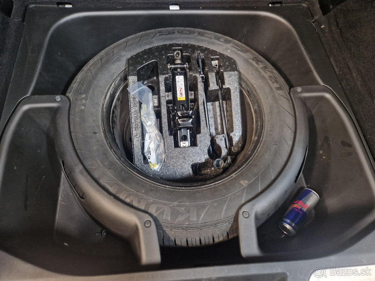 Rezerva + príslušenstvo Jeep Grand Cherokee WK2 - 3