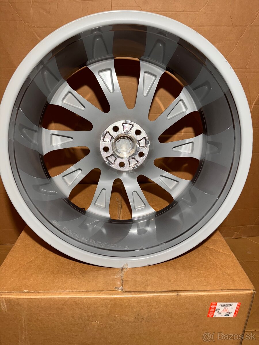 ORIG.RANGE ROVER R23 NOVY MODEL KOVANE DISKY