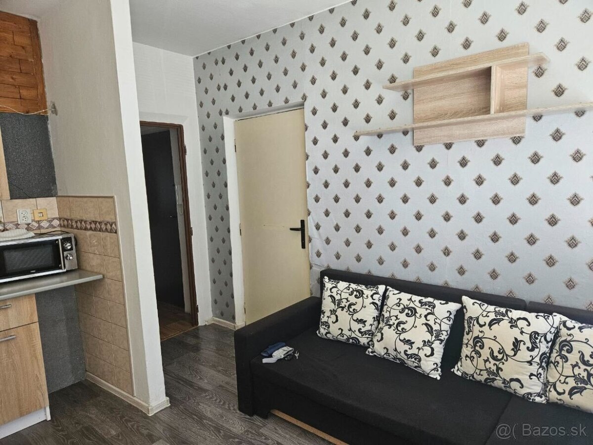 1 izbový byt Hnúšťa ul Nabrezie Rimavy 16 - 3