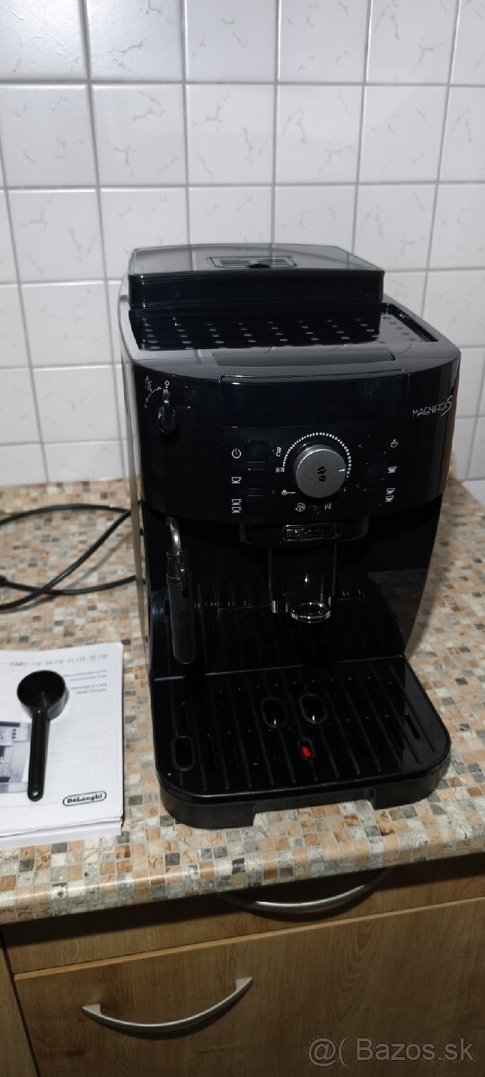 DeLonghi Magnifica S - 3