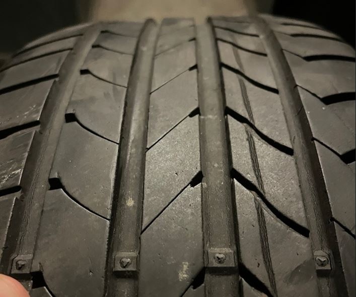 215 / 50 R17 - letné - 3