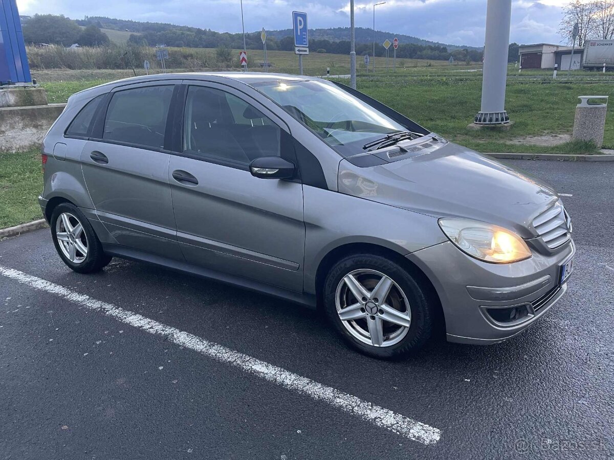 Mercedes-Benz B180 CDI - 3
