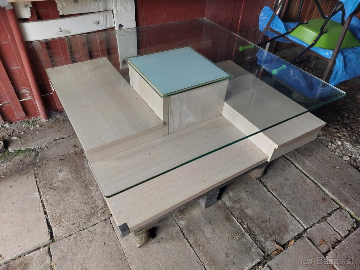Konferenčný stolík - 3