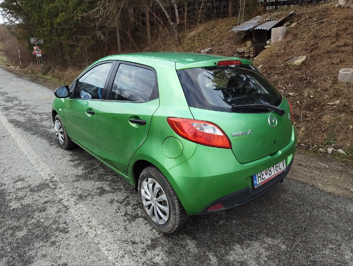 Mazda 2 - 3