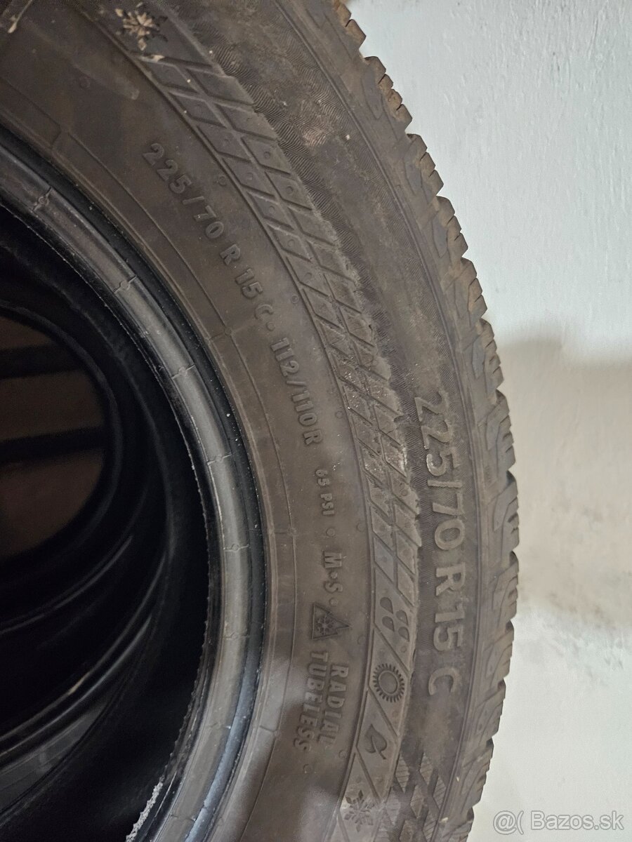 Zimne 225/70r15 C - 3
