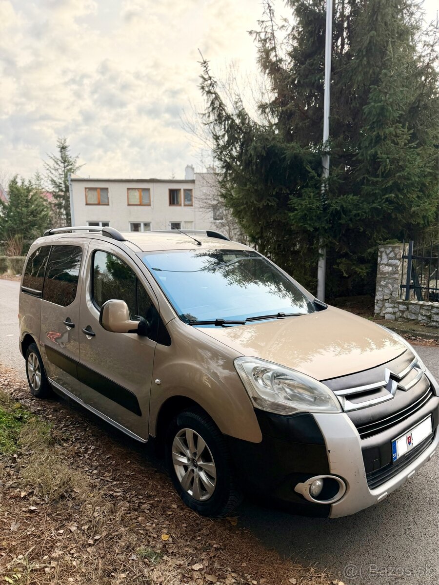 CITROEN BERLINGO MULTISPACE 1,6 HDI PRVÝ MAJITEĽ - 3