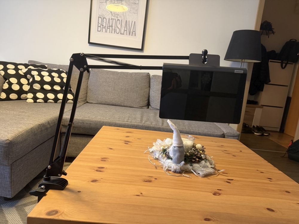 Tablet Lenovo Yoga Smart Tab 10 + Polohovatelny drziak - 3