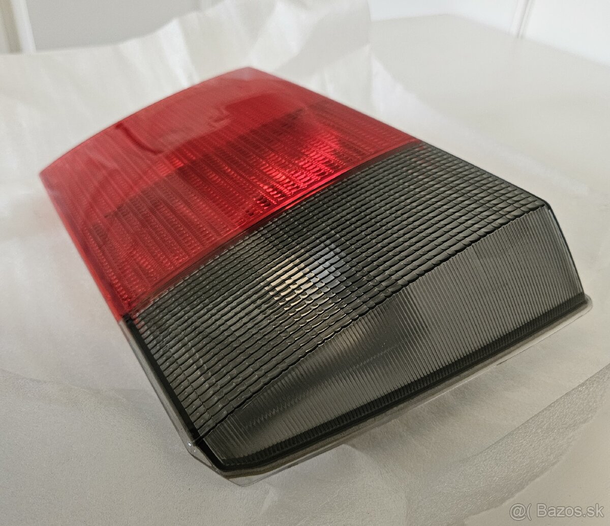 Zadné svetlo Audi 100 C4 - 3