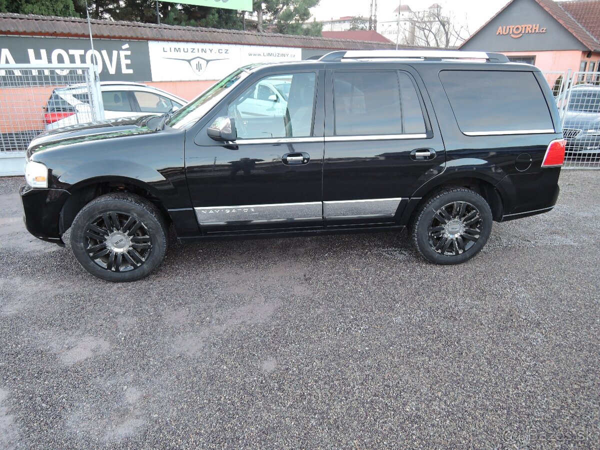 Lincoln Navigator 5,4i V8 24V Aut. LPG 7.míst 2007 - 3