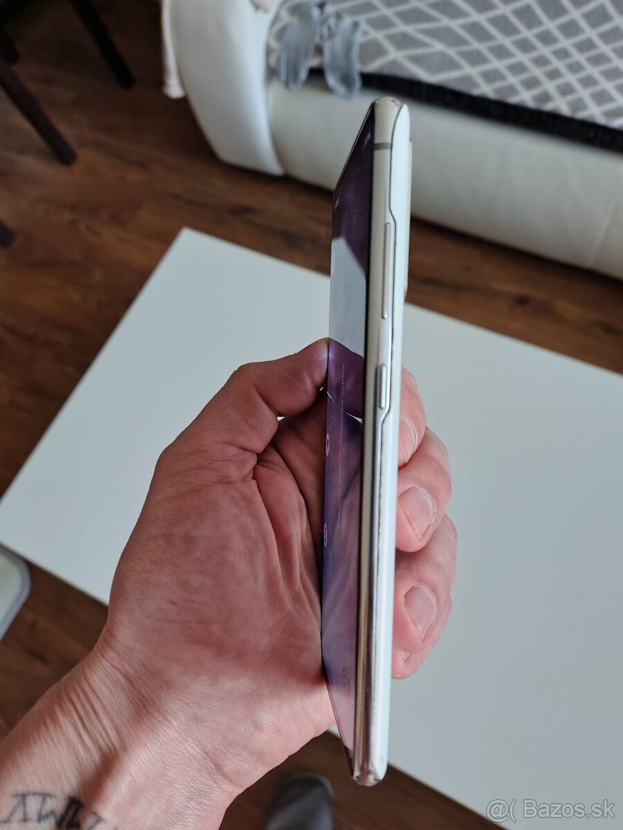 Samsung Galaxy S20 Fe - 3