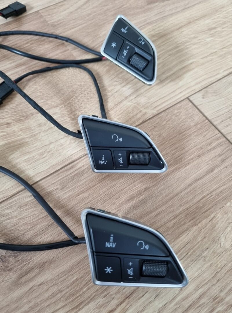 AUDI TLACIDLA MULTIFUNKCIE - 3