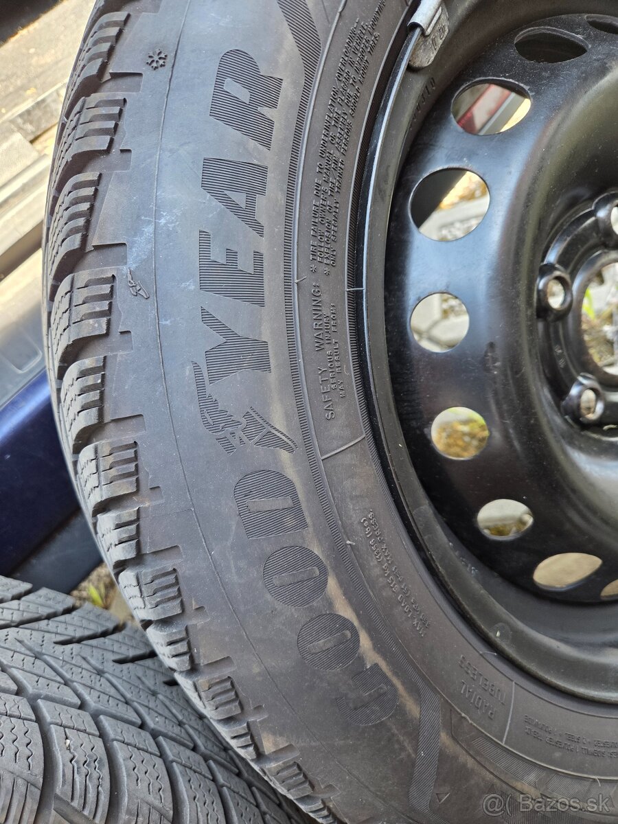 Goodyear Performance 3 - 3
