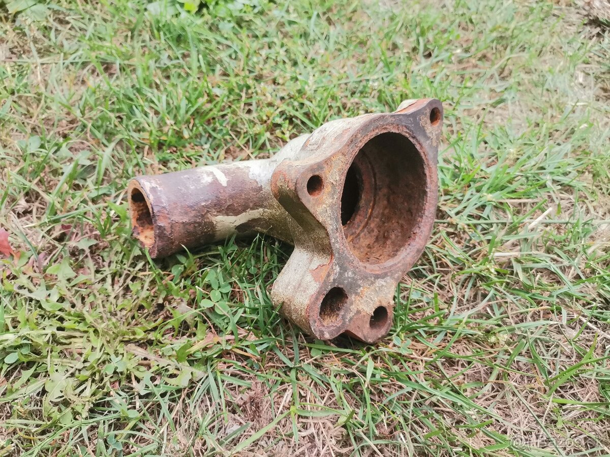 Gaz 69 Kryt termostatu - 3