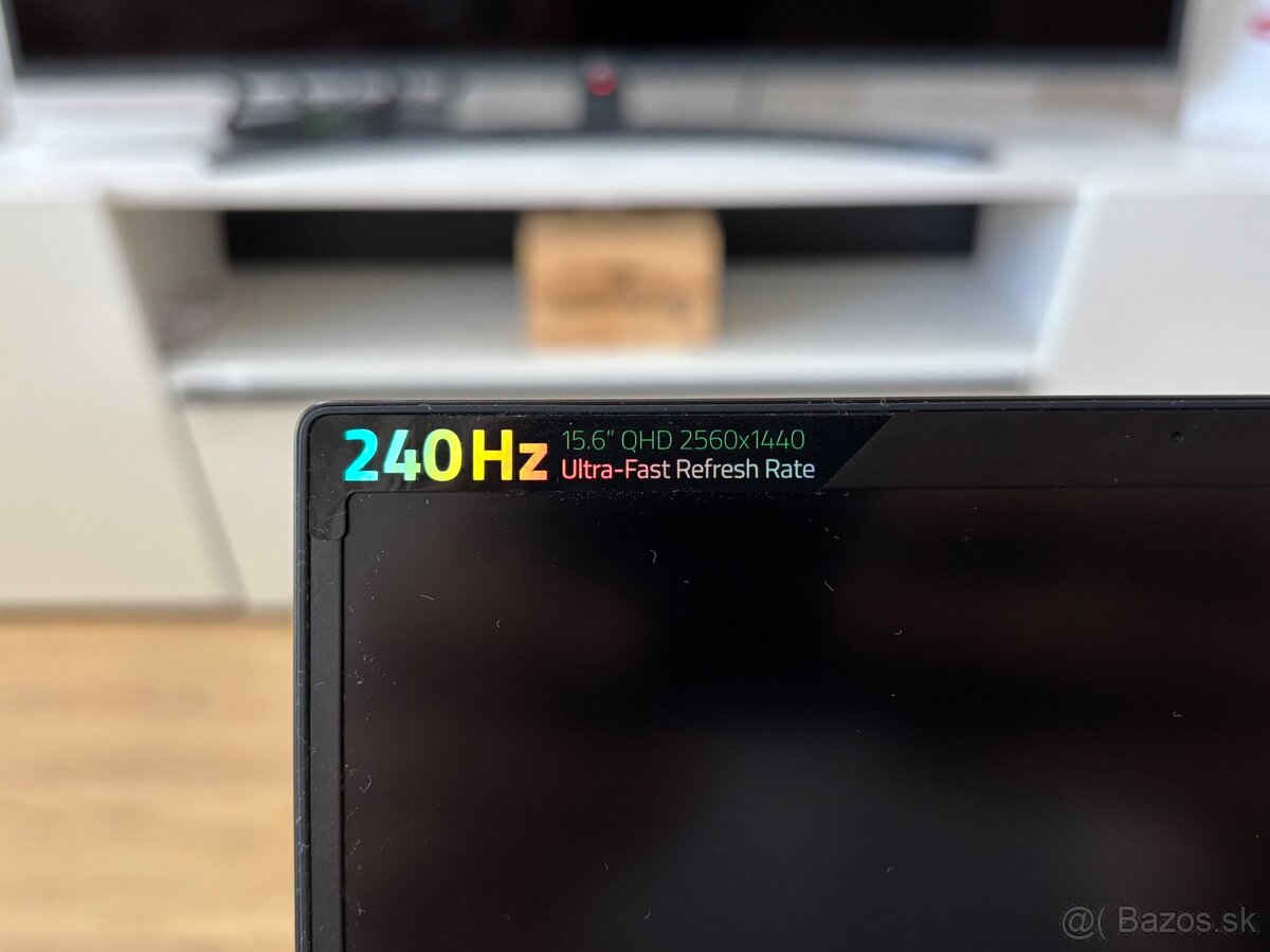 Razer Blade 15” Advanced 2021 - super stav - 3