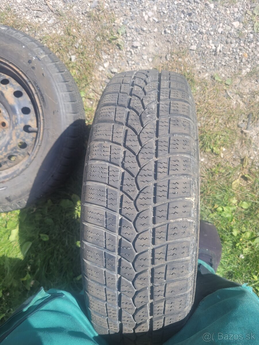 Predám kolesa fiat punto1.1 - 3