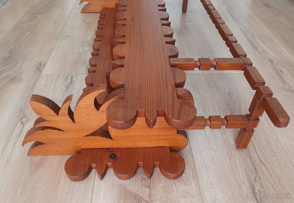 Starožitná drevená selská polica + pozdišovská keramika - 3