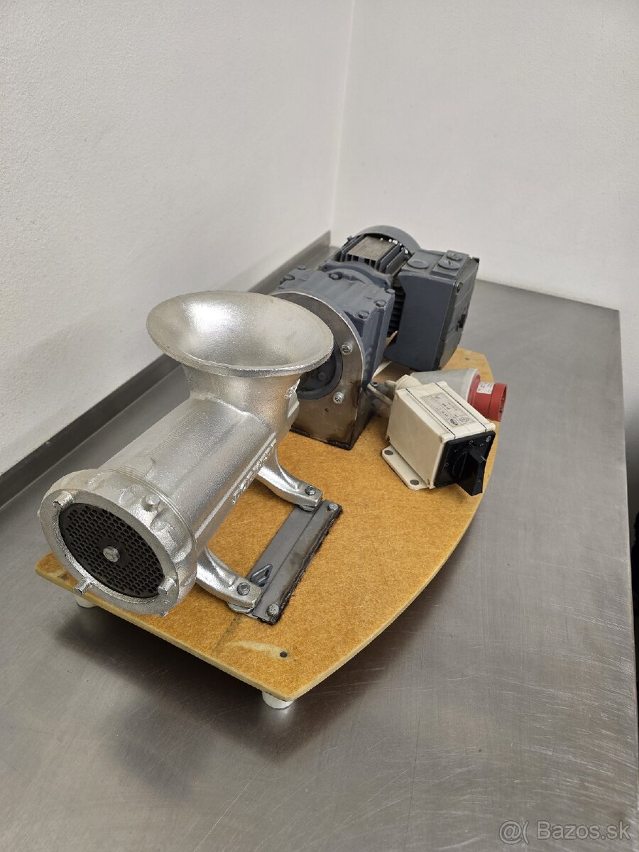 Elektrický mlynček na mäso - 3