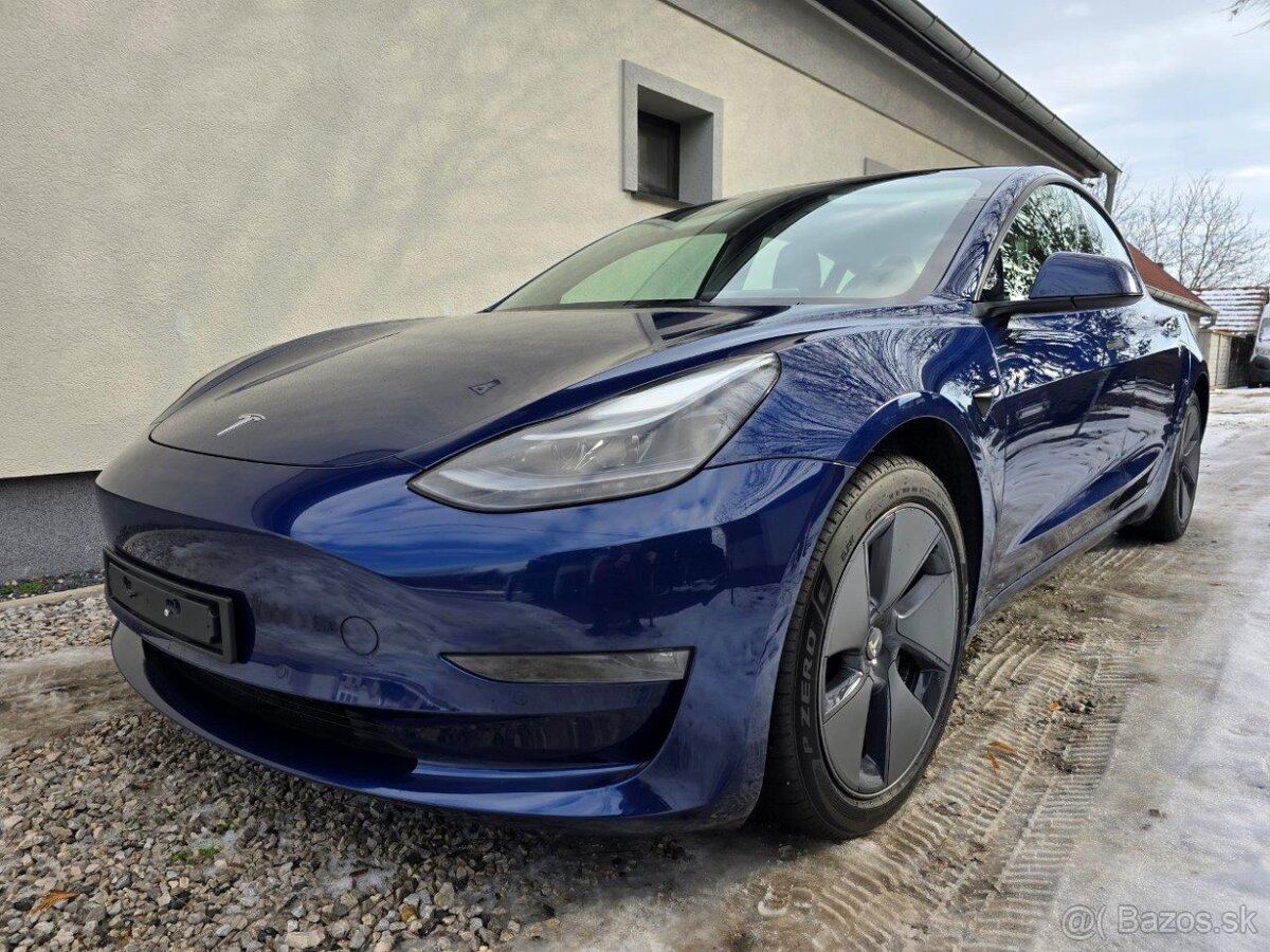 Tesla Model 3 Long Range 366kw, Mesačne: 419€ - 3
