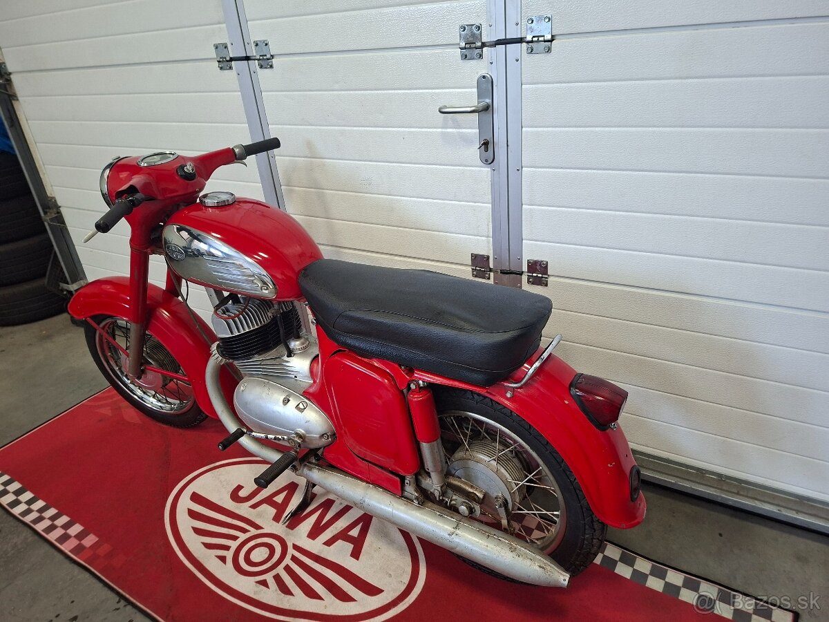 Jawa 360 Panelka s TP a Špz - 3