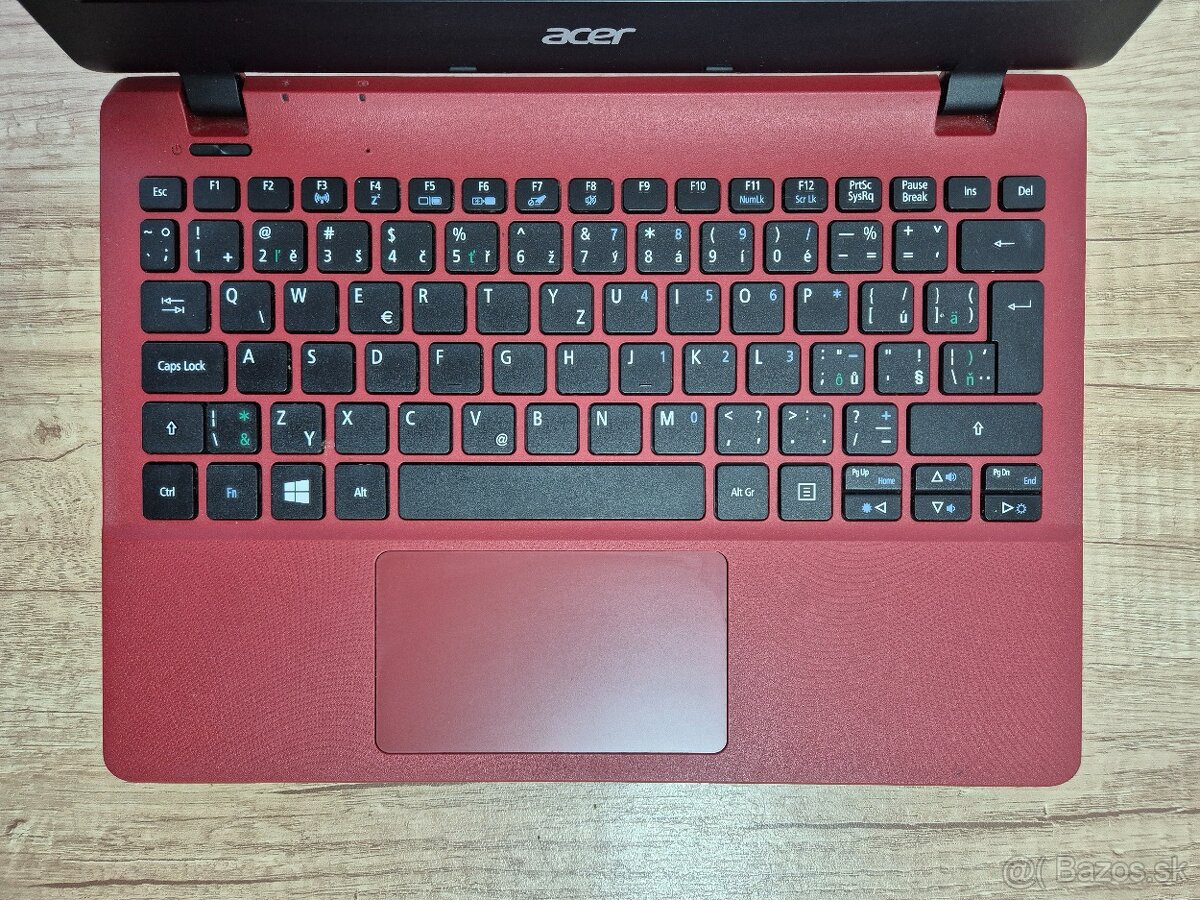 Acer ES1-131-C82S /Intel Celeron N3150/4GB RAM/HD/128GB SSD - 3