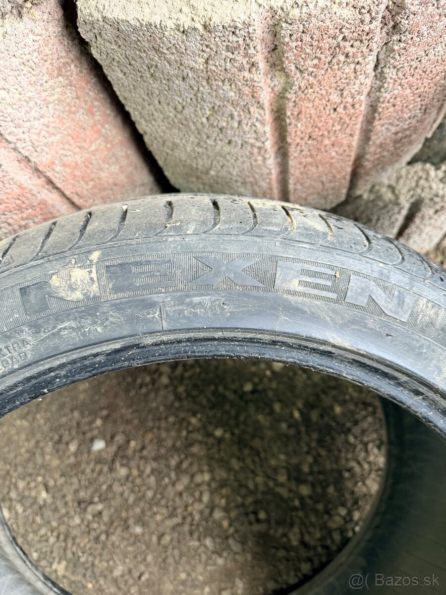 Nexen 255/40ZR19 - 3