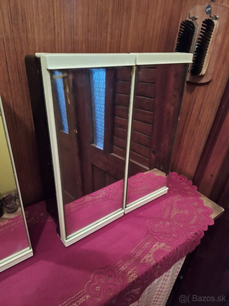 Staré kúpeľné skrinky - 3