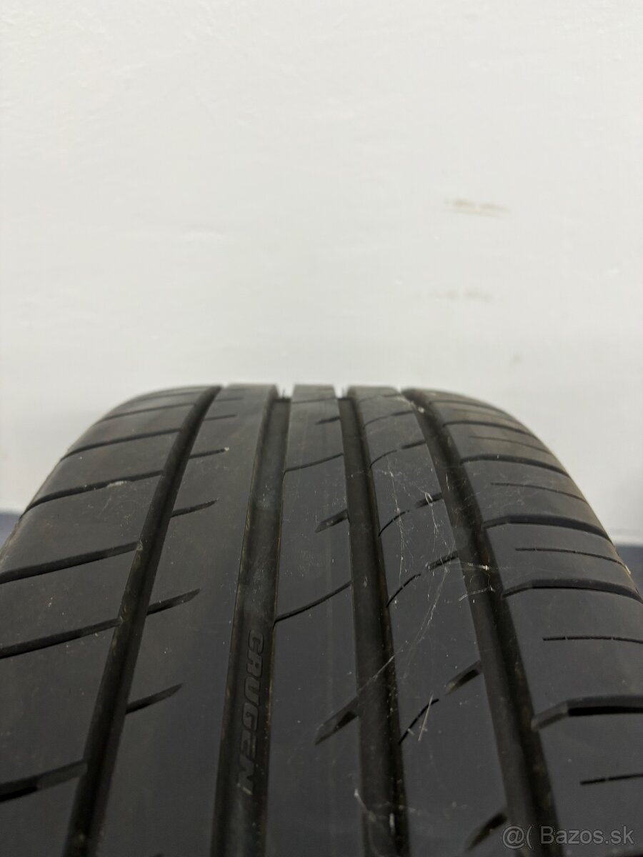 Letné pneumatiky 235/55 R18 - 3