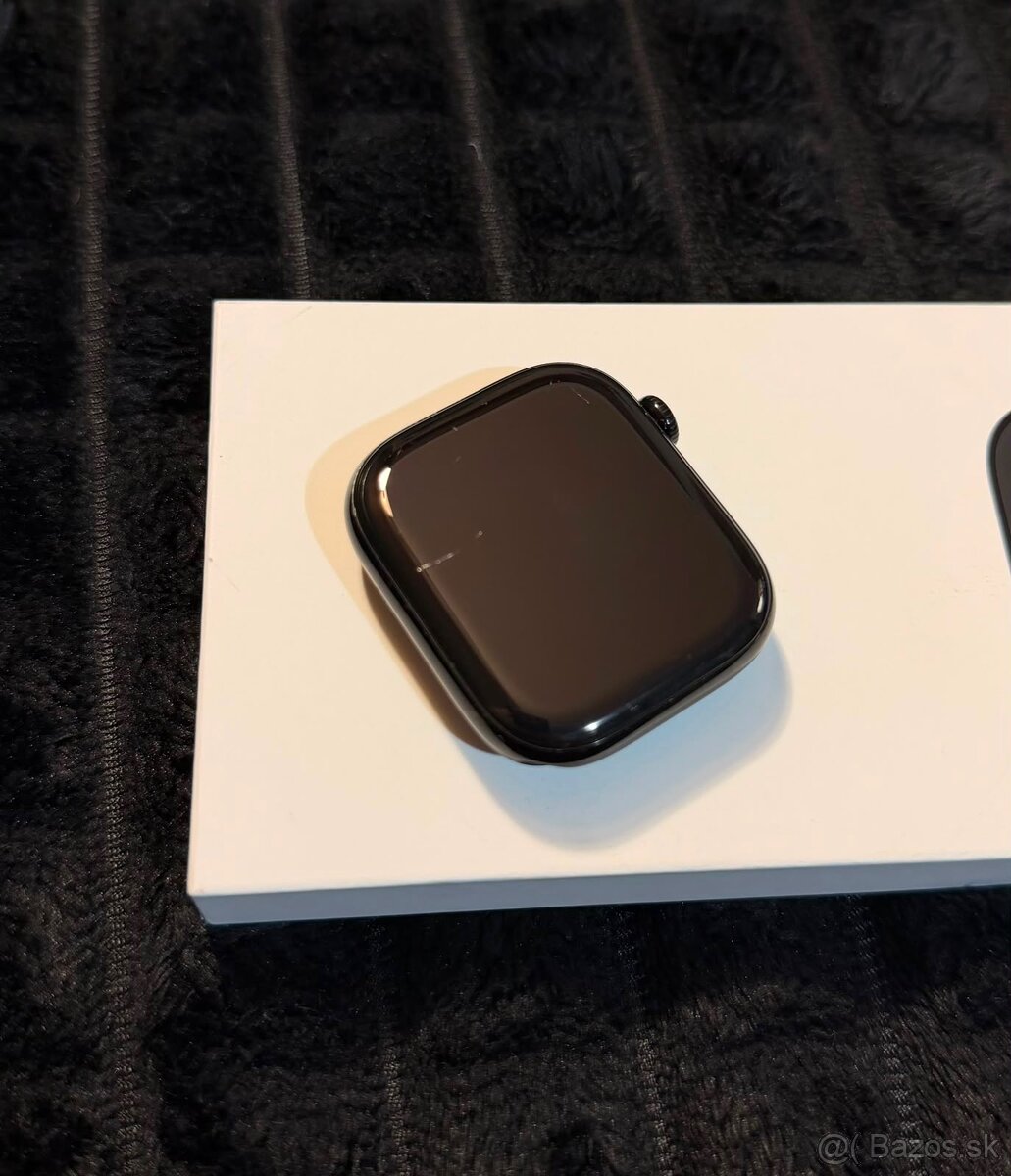 Apple Watch 11, 46mm - 3