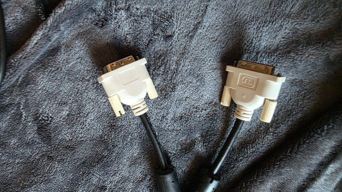 Kabel k počitacu - 3