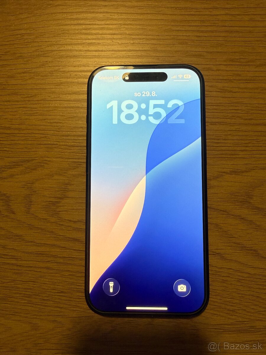 Iphone 15 čierny, 128 GB - 3