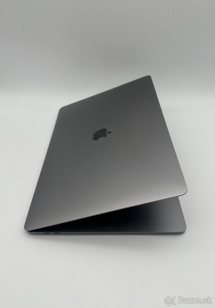 MacBook Pro 15" 2016 16/500GB Space Gray - 3